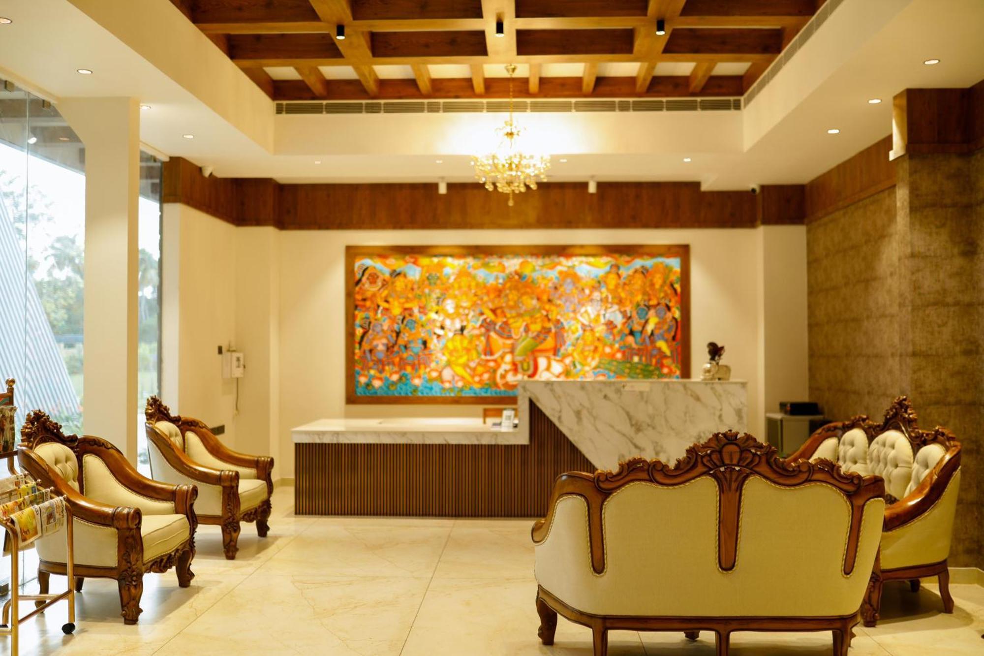 Leela'S 7Th Heaven Resort & Spa Turcunapulli Exterior foto
